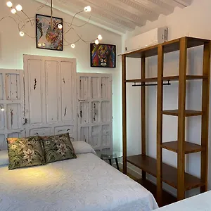 https://casa-naia.es-andalucia.com
